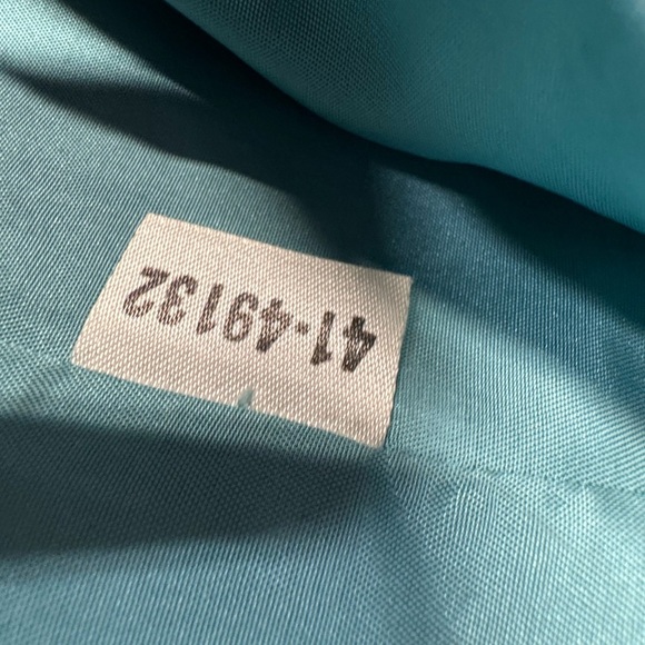 Ann Taylor‎ 100% silk Blue Blazer with Tailored Fit and Notched Lapels - Picture 13 of 15